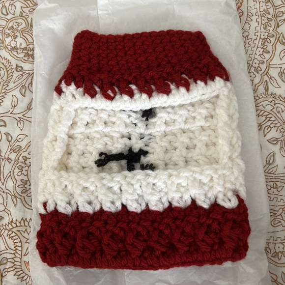 Cute sweater for small pet 🥰 🐰🐹🐈 8 x 5 x 3 (head opening) inches ✨❤️ - Picture 2 of 3